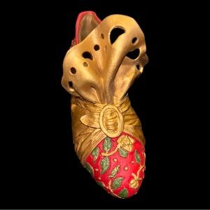 Just the Right Shoe - Aladdin's Delight" miniature